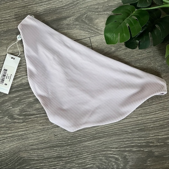 Frankie’s Shea stretch knit curve hugging seamless bikini bottoms in orchid. S - Picture 8 of 10